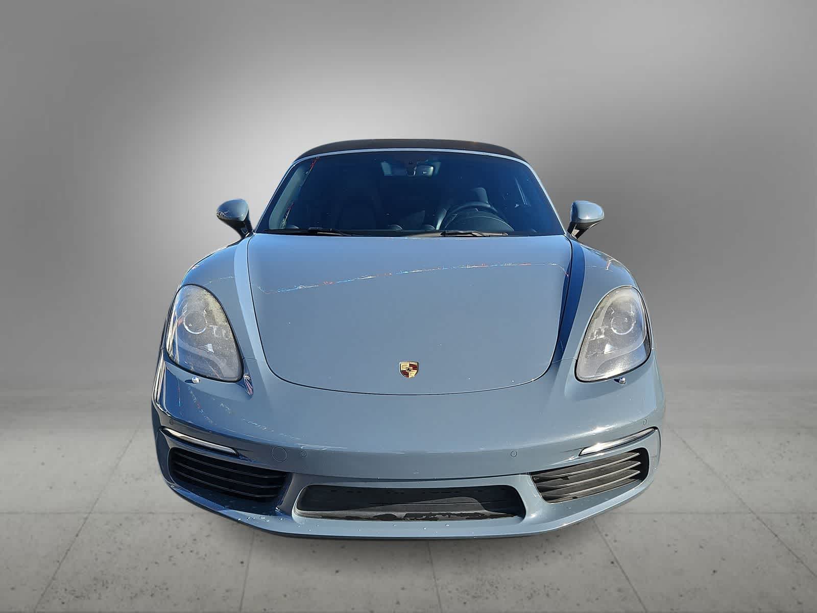 Thumbnail: 2017 Porsche 718 Boxster - 4