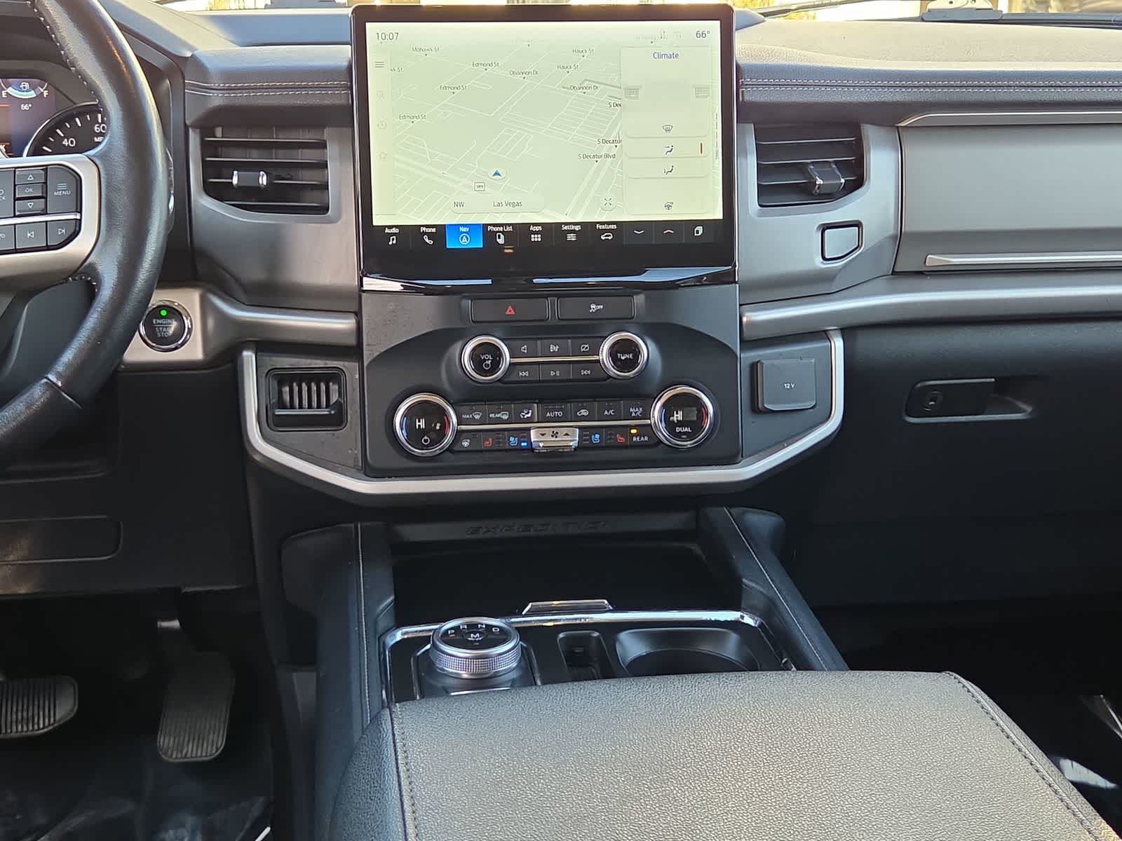 Thumbnail: 2022 Ford Expedition MAX - 28