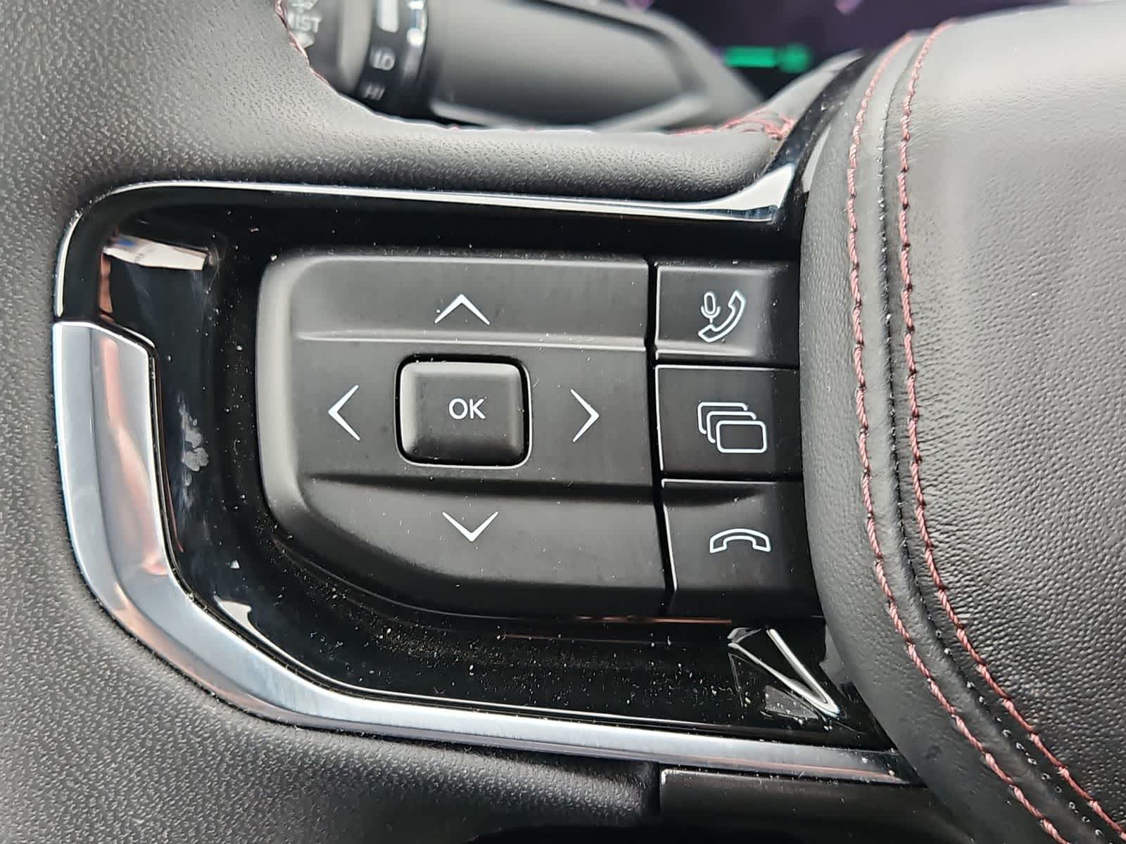 Thumbnail: 2024 Jeep Wagoneer S - 23