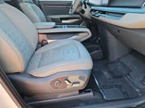 Thumbnail: 2024 Kia EV9 - 25