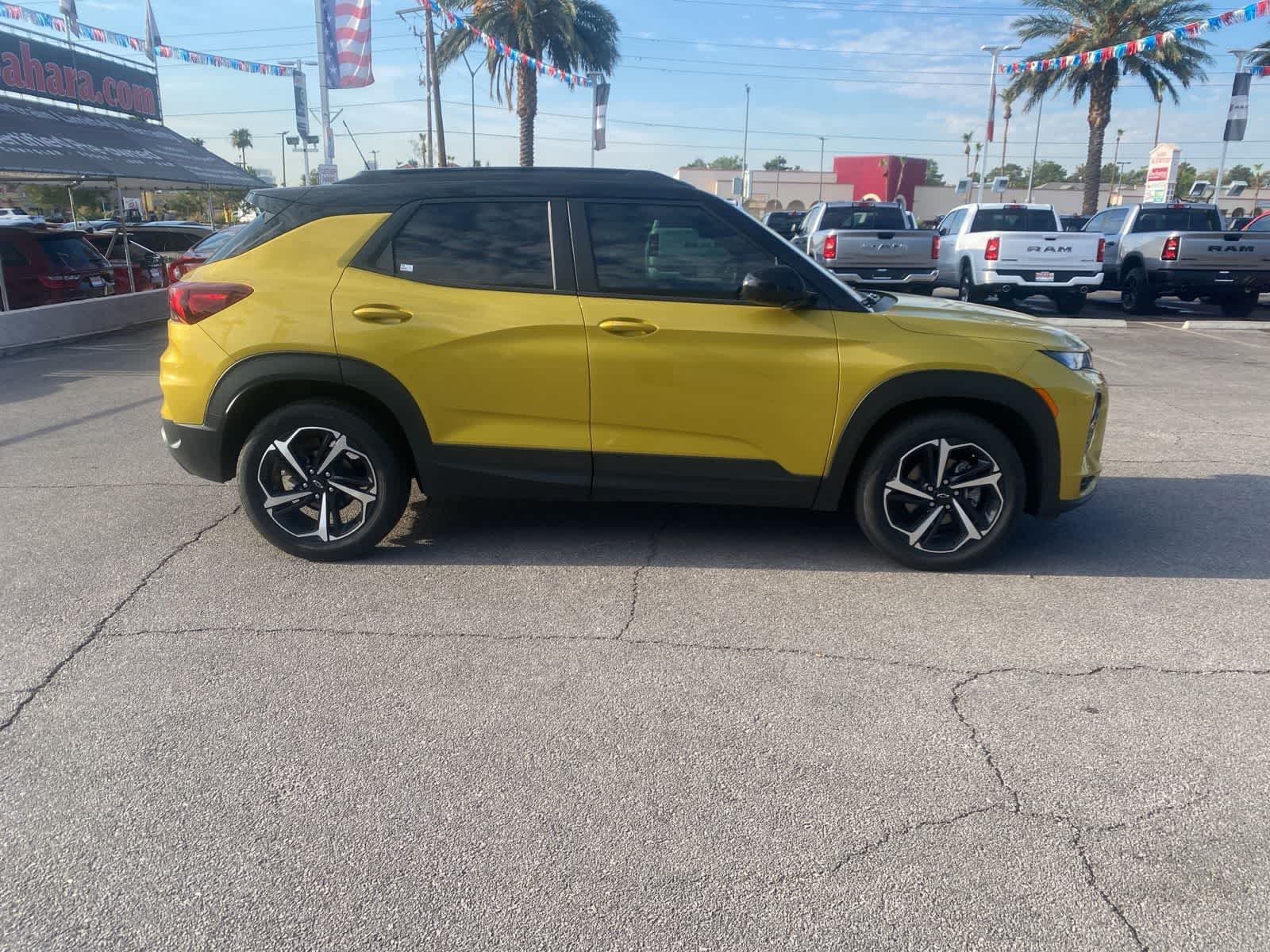 Thumbnail: 2023 Chevrolet TrailBlazer - 5