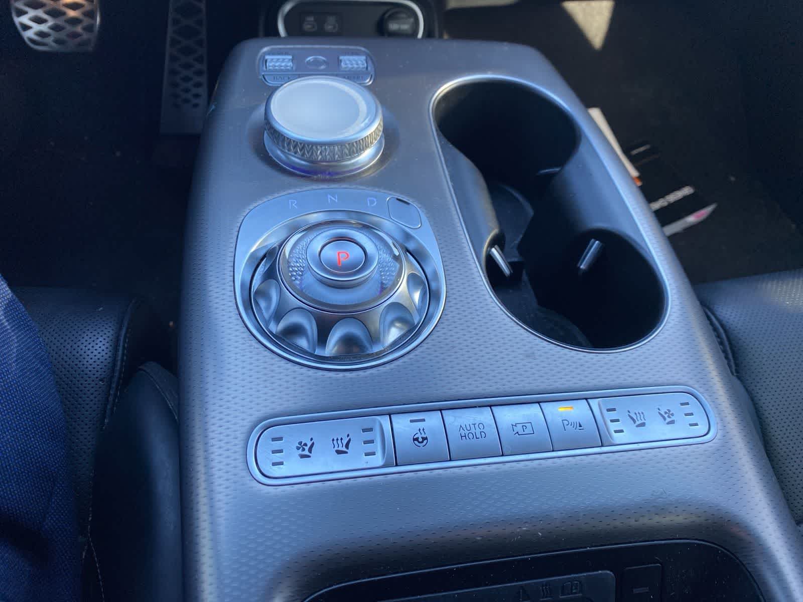 Thumbnail: 2023 Genesis GV60 - 17