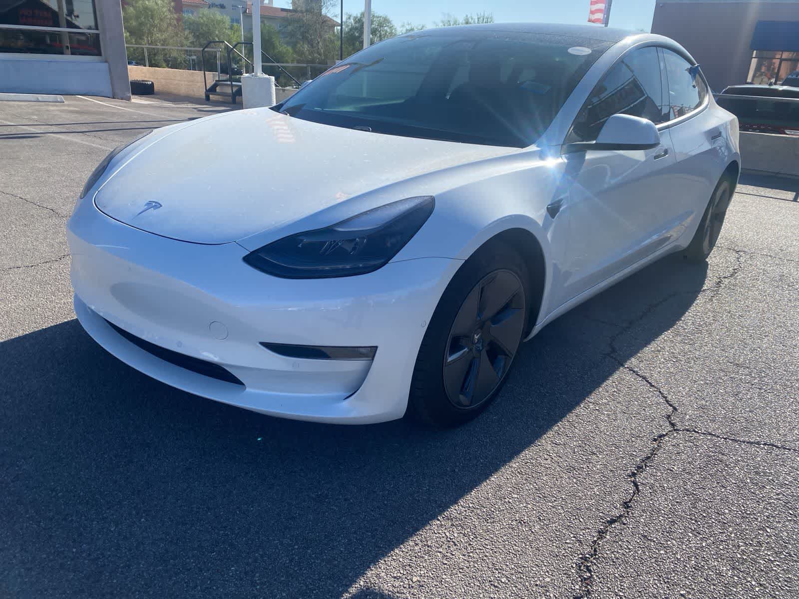 Thumbnail: 2021 Tesla Model 3 - 1