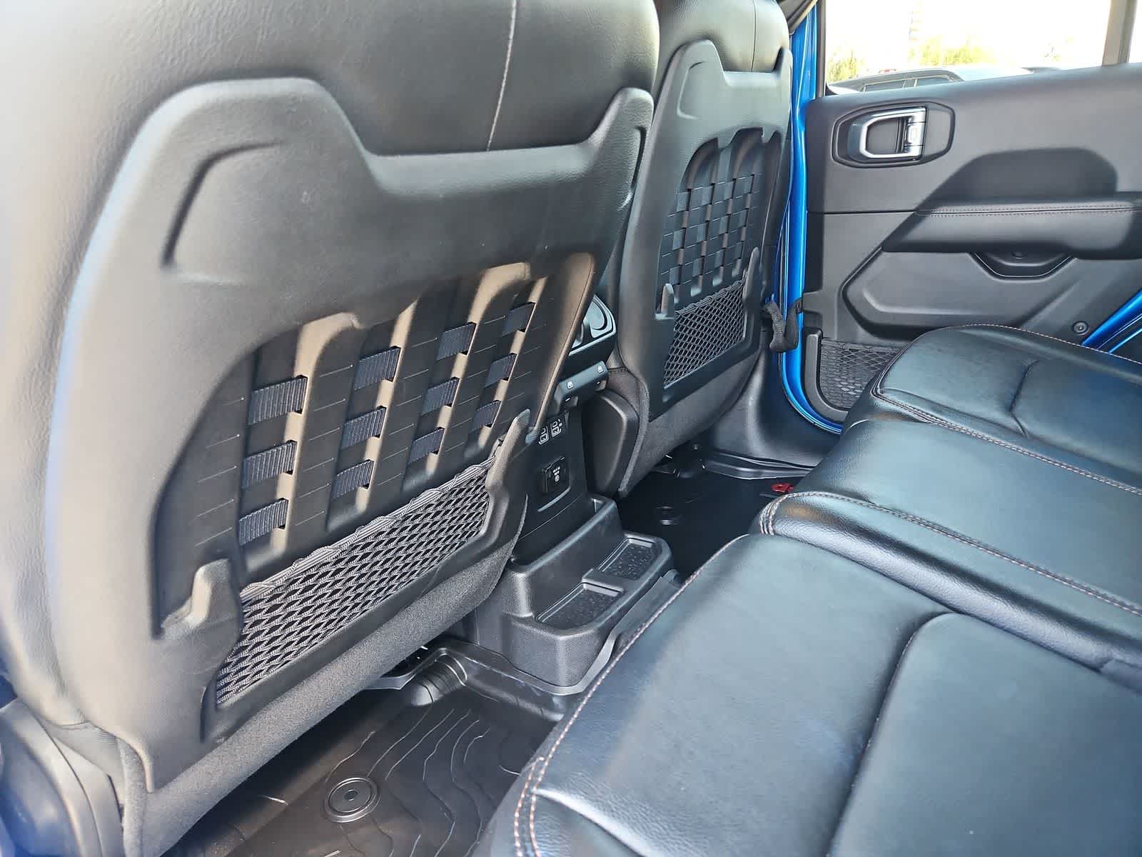 Thumbnail: 2022 Jeep Wrangler - 18