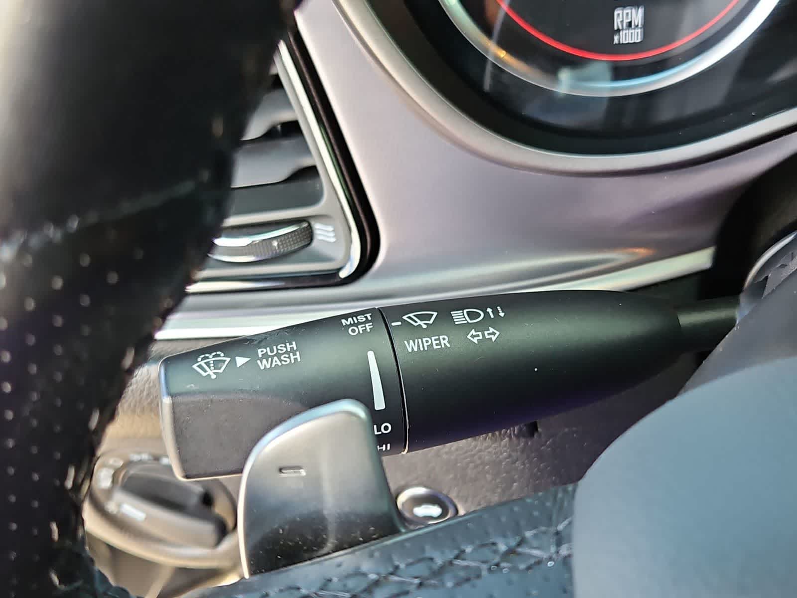 Thumbnail: 2019 Dodge Challenger - 25