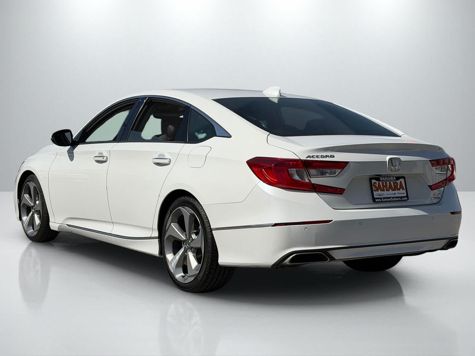 Thumbnail: 2018 Honda Accord - 4