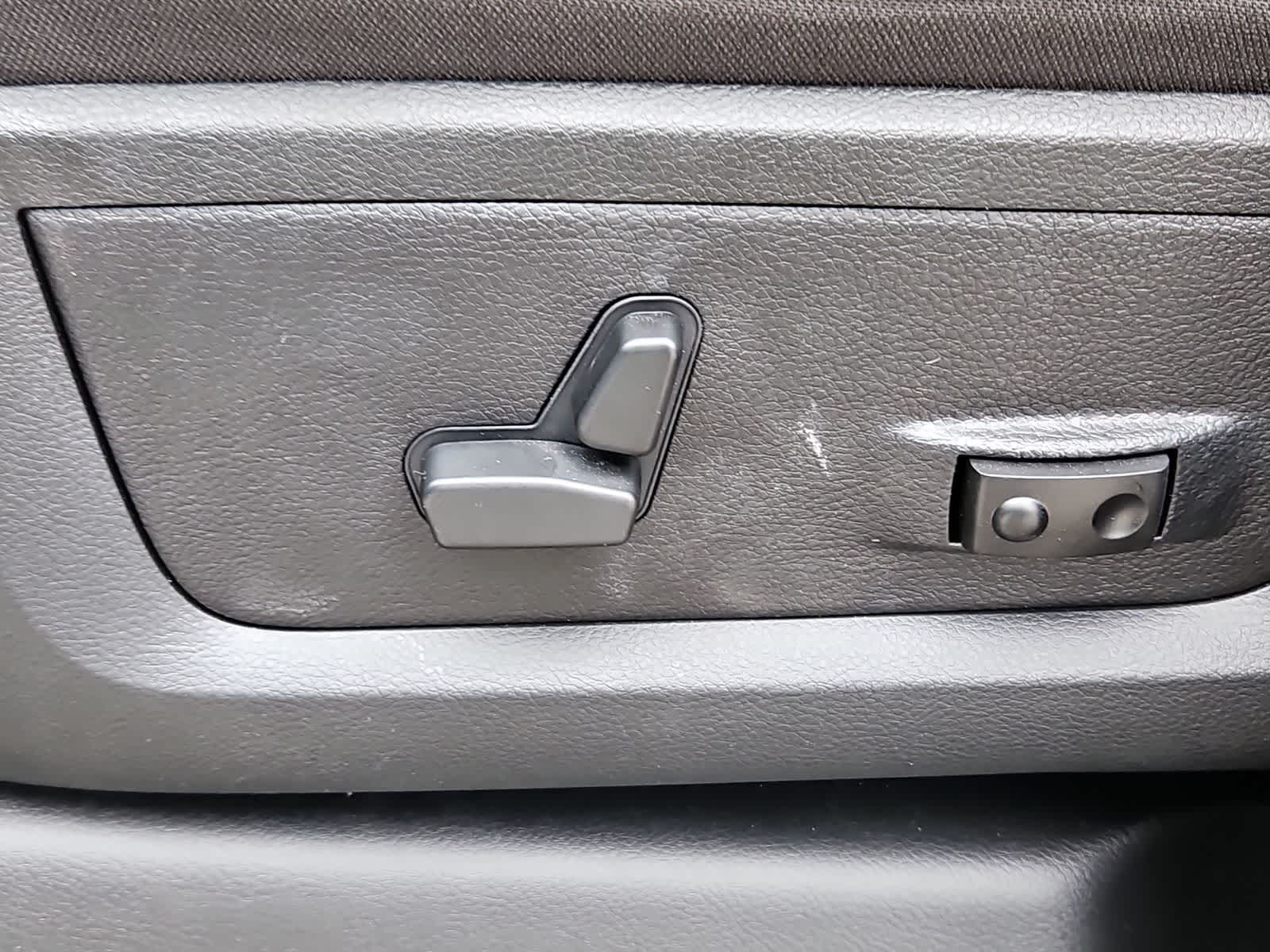 Thumbnail: 2026 RAM 3500 - 17