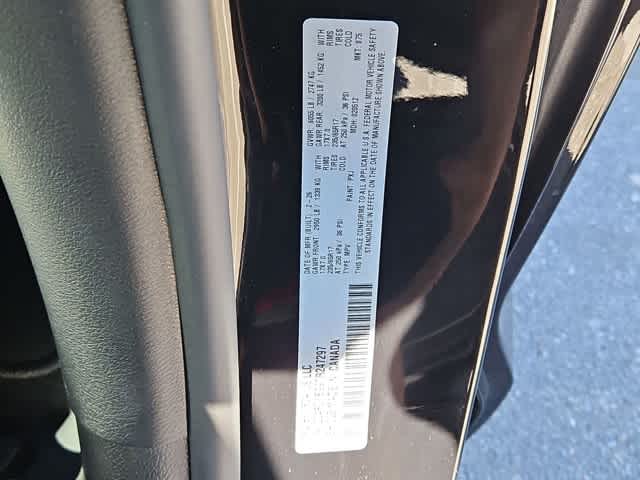 Thumbnail: 2026 Chrysler Pacifica - 33