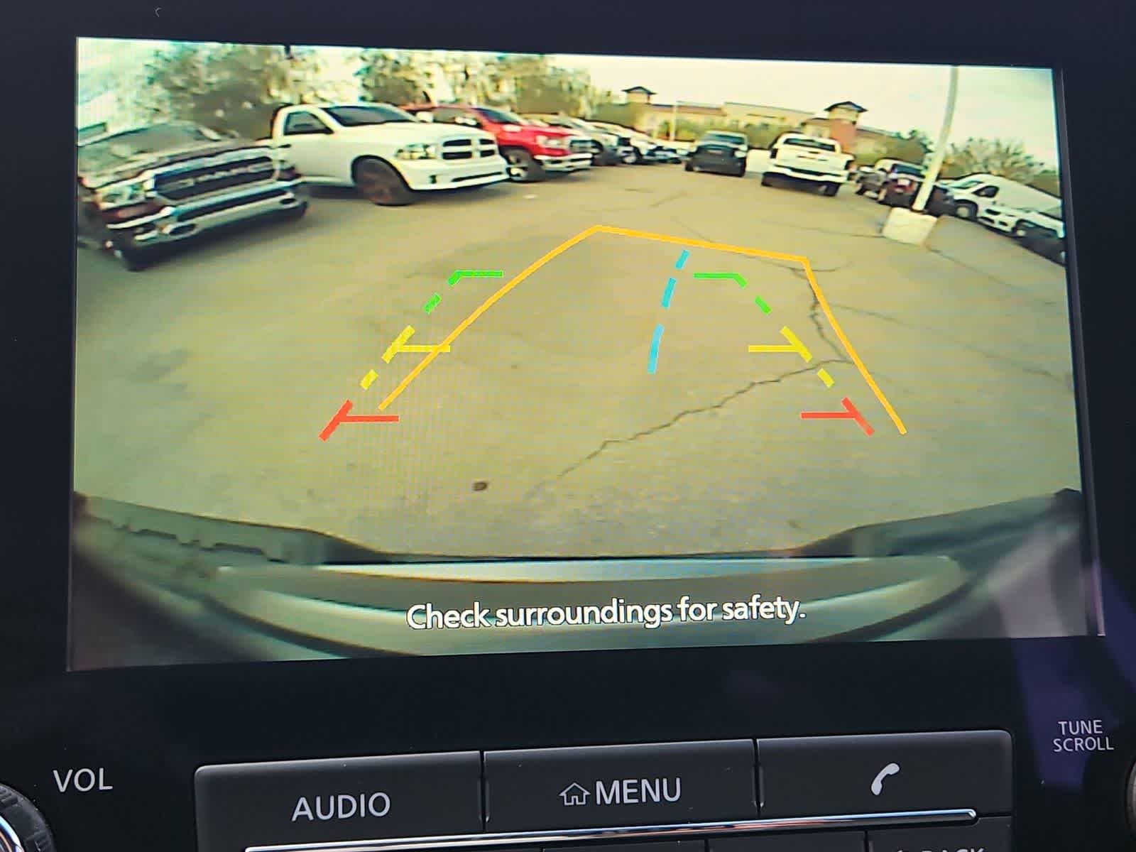 Thumbnail: 2022 Nissan Frontier - 28