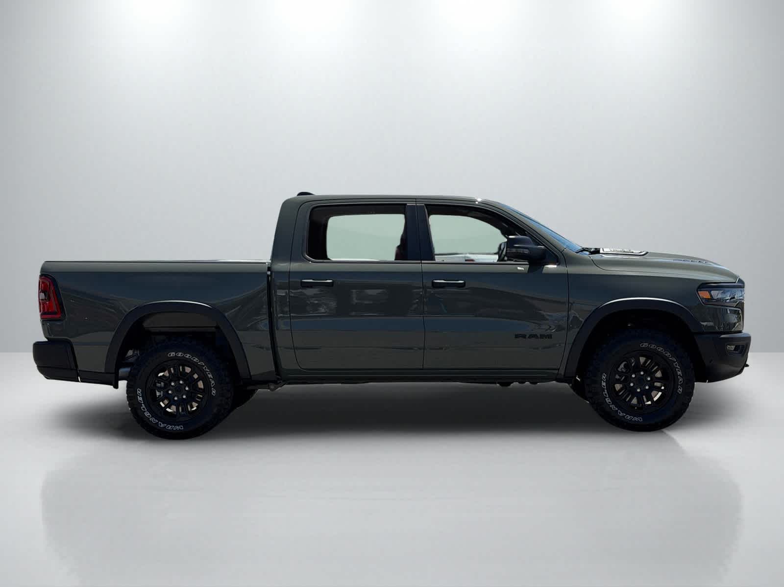 Thumbnail: 2026 RAM 1500 - 8