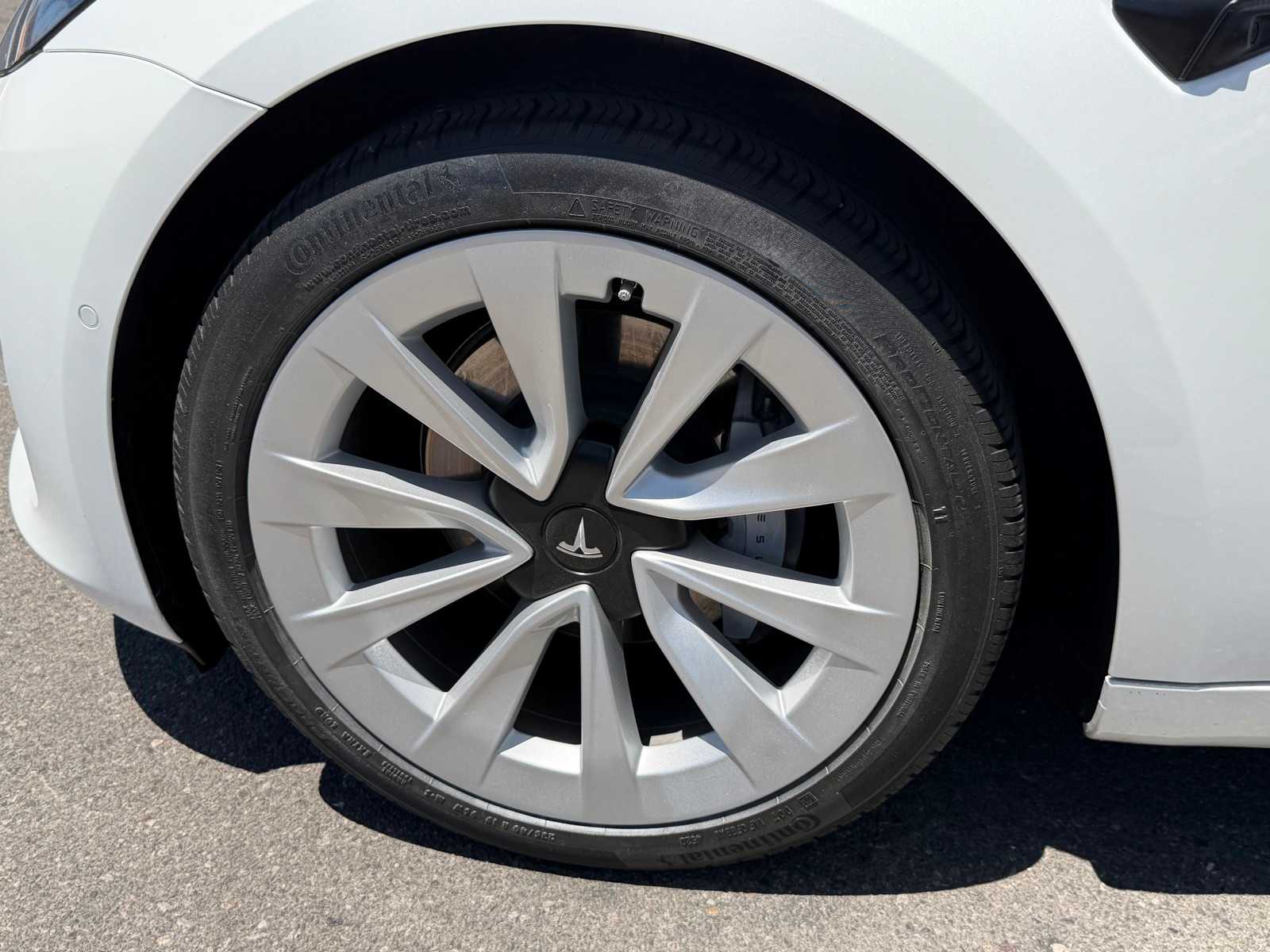 Thumbnail: 2021 Tesla Model 3 - 33