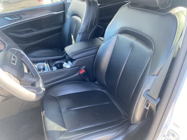 Thumbnail: 2023 Jeep Grand Cherokee - 15