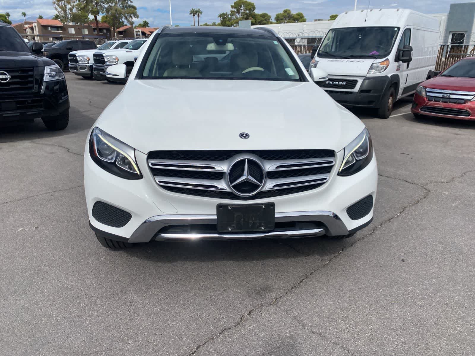 Thumbnail: 2019 Mercedes-Benz GLC - 2