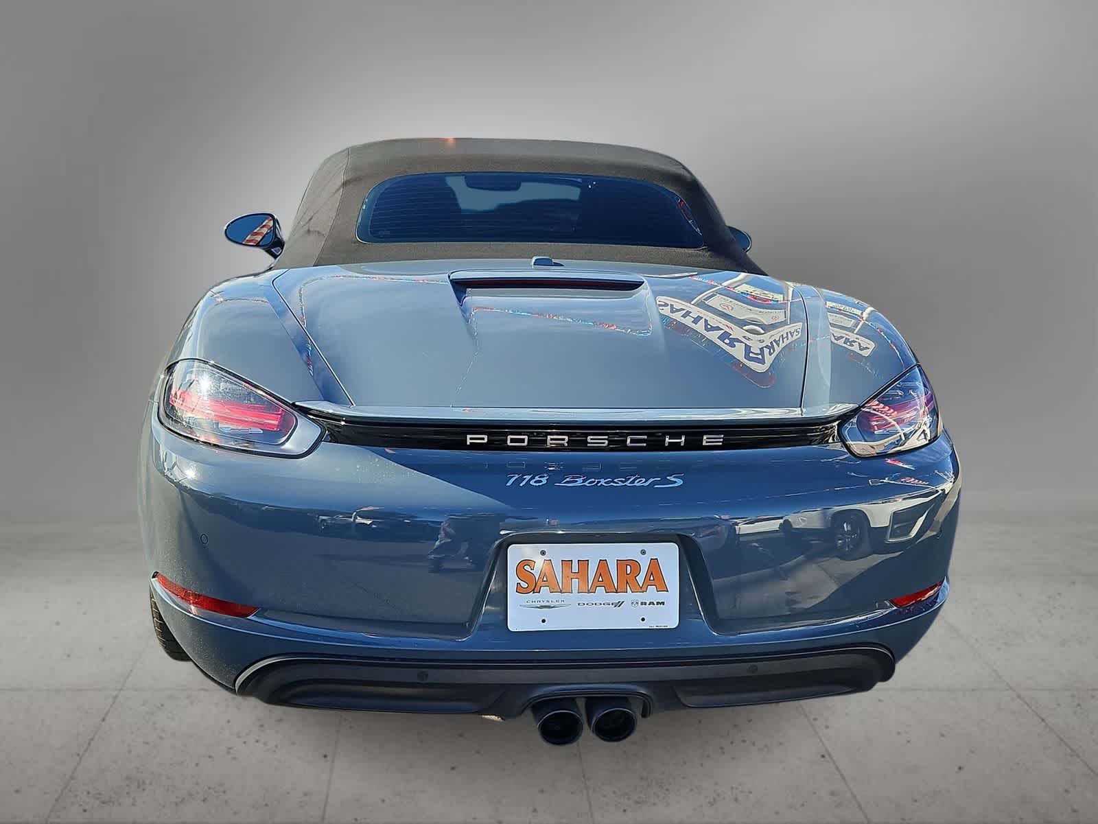 Thumbnail: 2017 Porsche 718 Boxster - 8