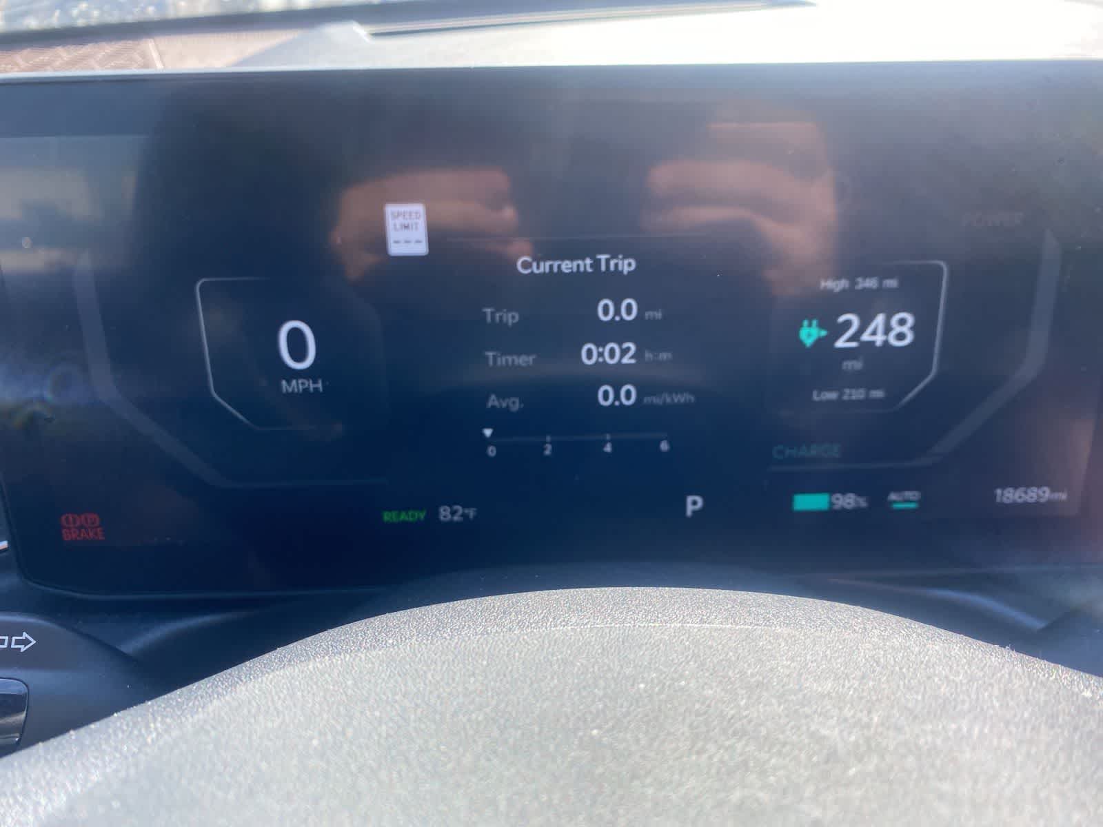 Thumbnail: 2024 Kia EV9 - 16