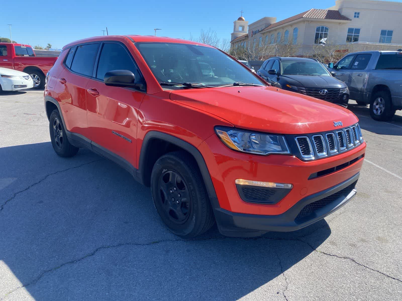Thumbnail: 2018 Jeep Compass - 3