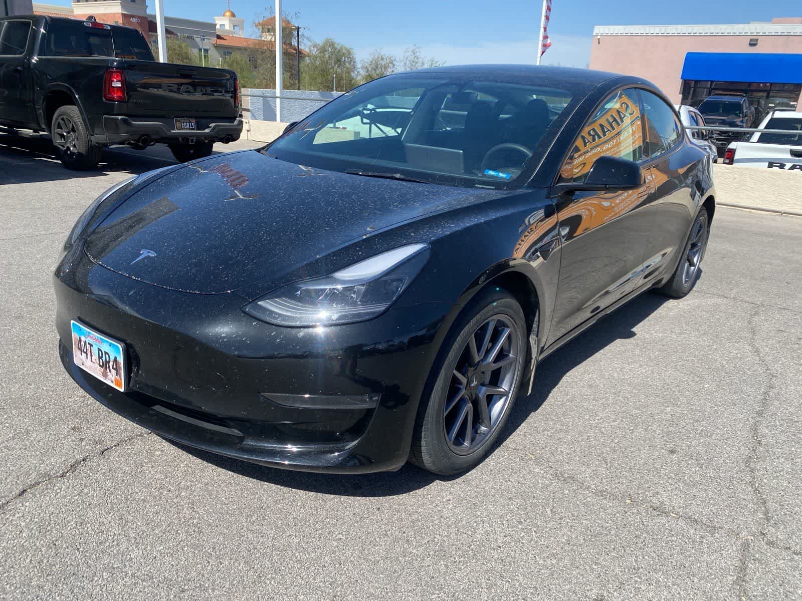2023 Tesla Model 3 -'s photo