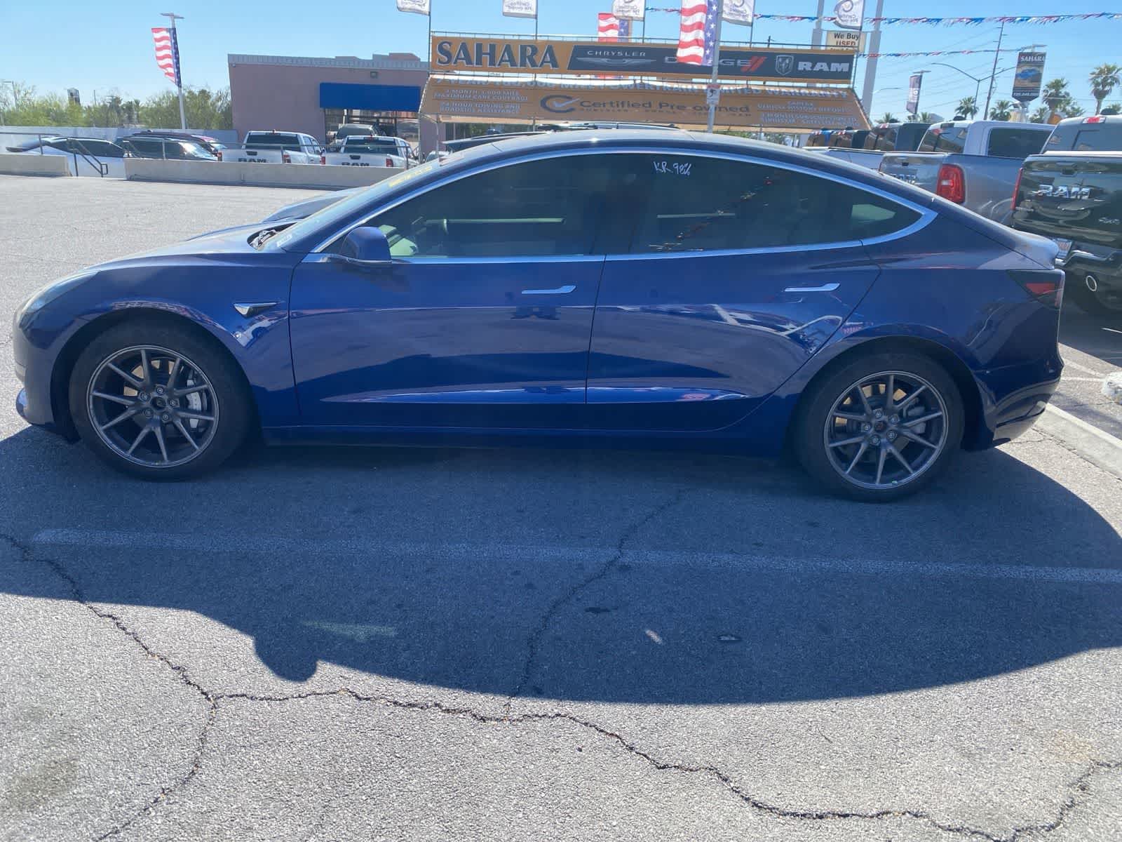 Thumbnail: 2020 Tesla Model 3 - 4