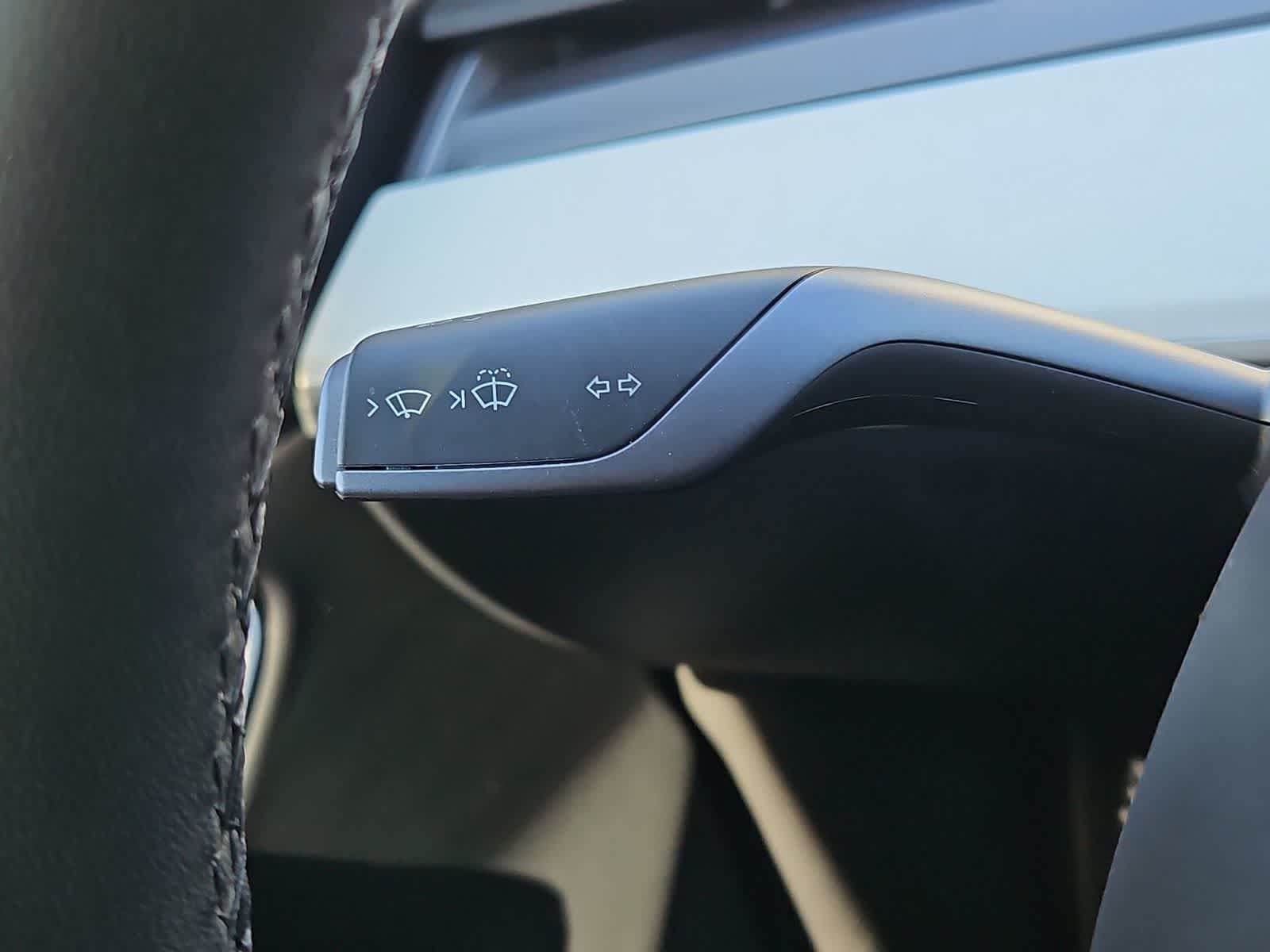 Thumbnail: 2020 Tesla Model 3 - 24