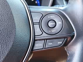 Thumbnail: 2022 Toyota Corolla Cross - 29