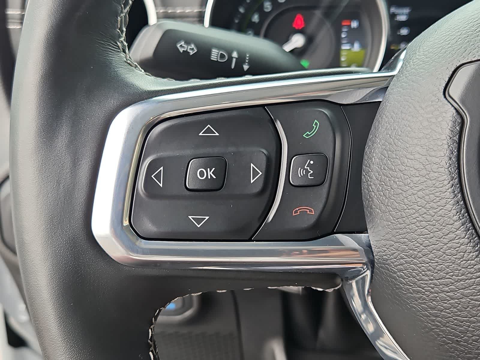 Thumbnail: 2023 Jeep Wrangler - 23