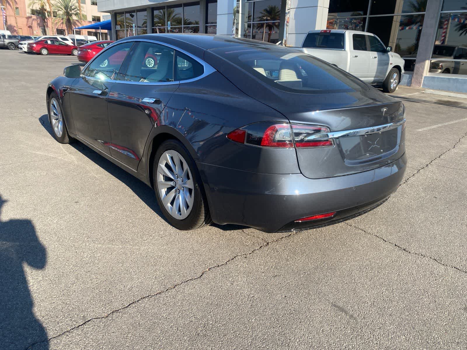 Thumbnail: 2019 Tesla Model S - 9