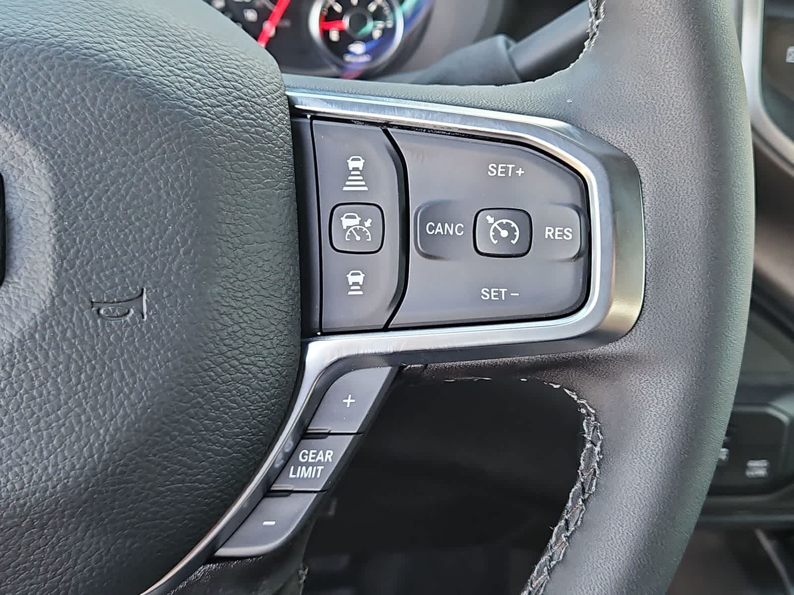 2025 RAM 2500 ST 23
