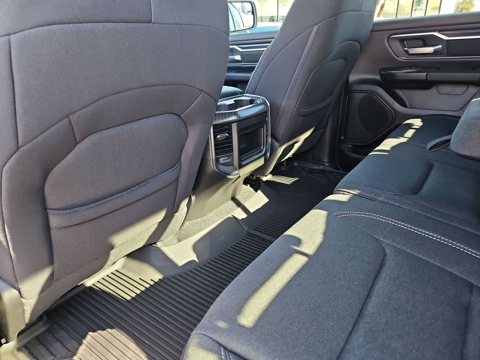 Thumbnail: 2026 RAM 1500 - 18