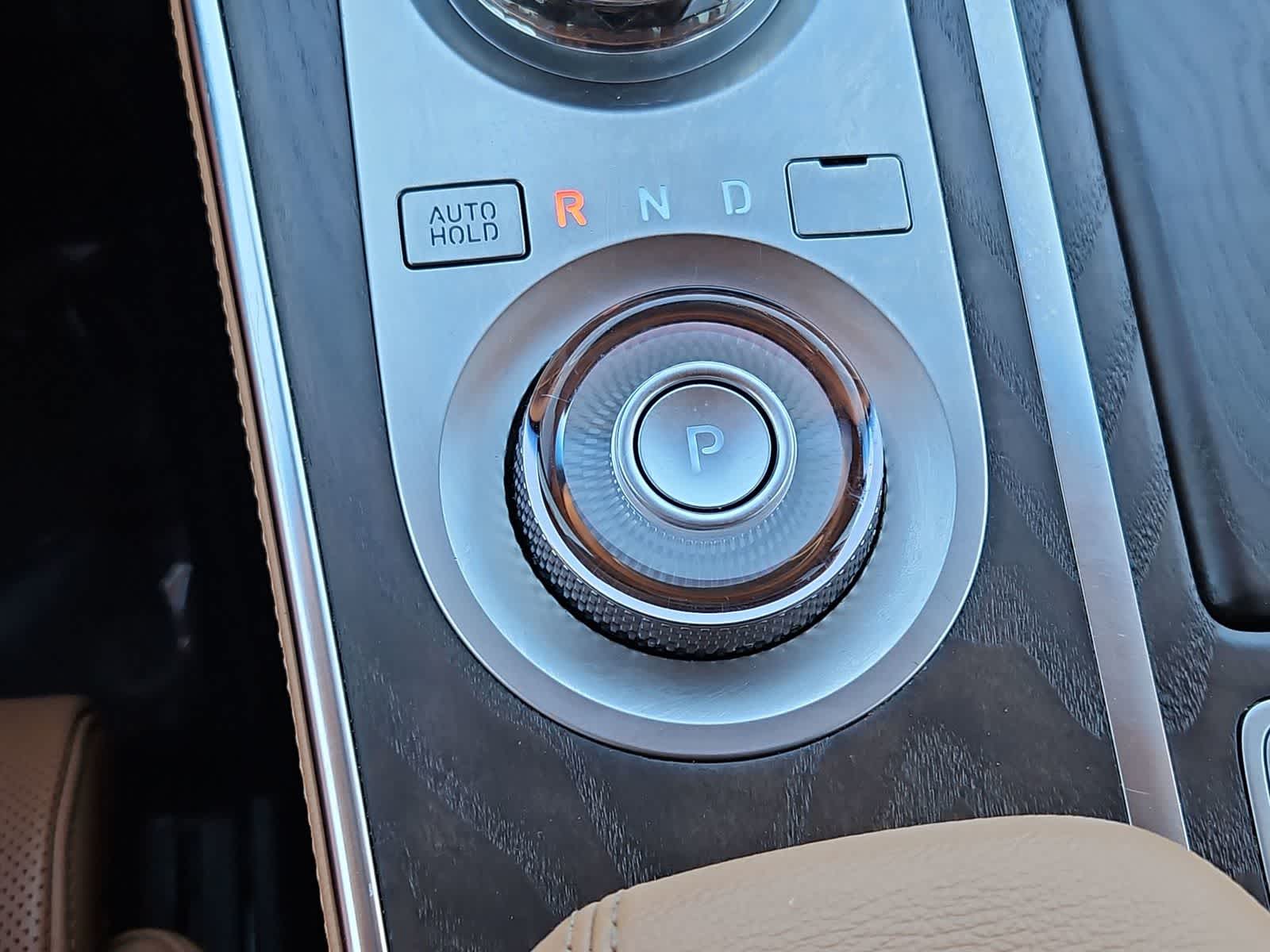 Thumbnail: 2023 Genesis GV80 - 32