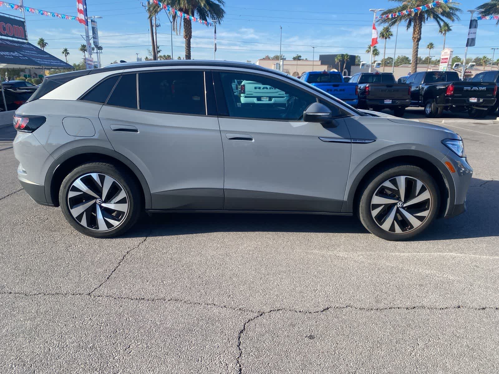 2022 Volkswagen ID.4 Pro S 4