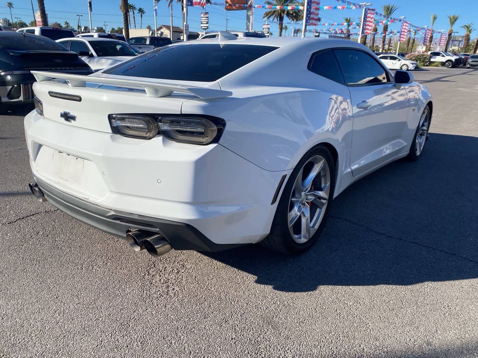 Thumbnail: 2019 Chevrolet Camaro - 6