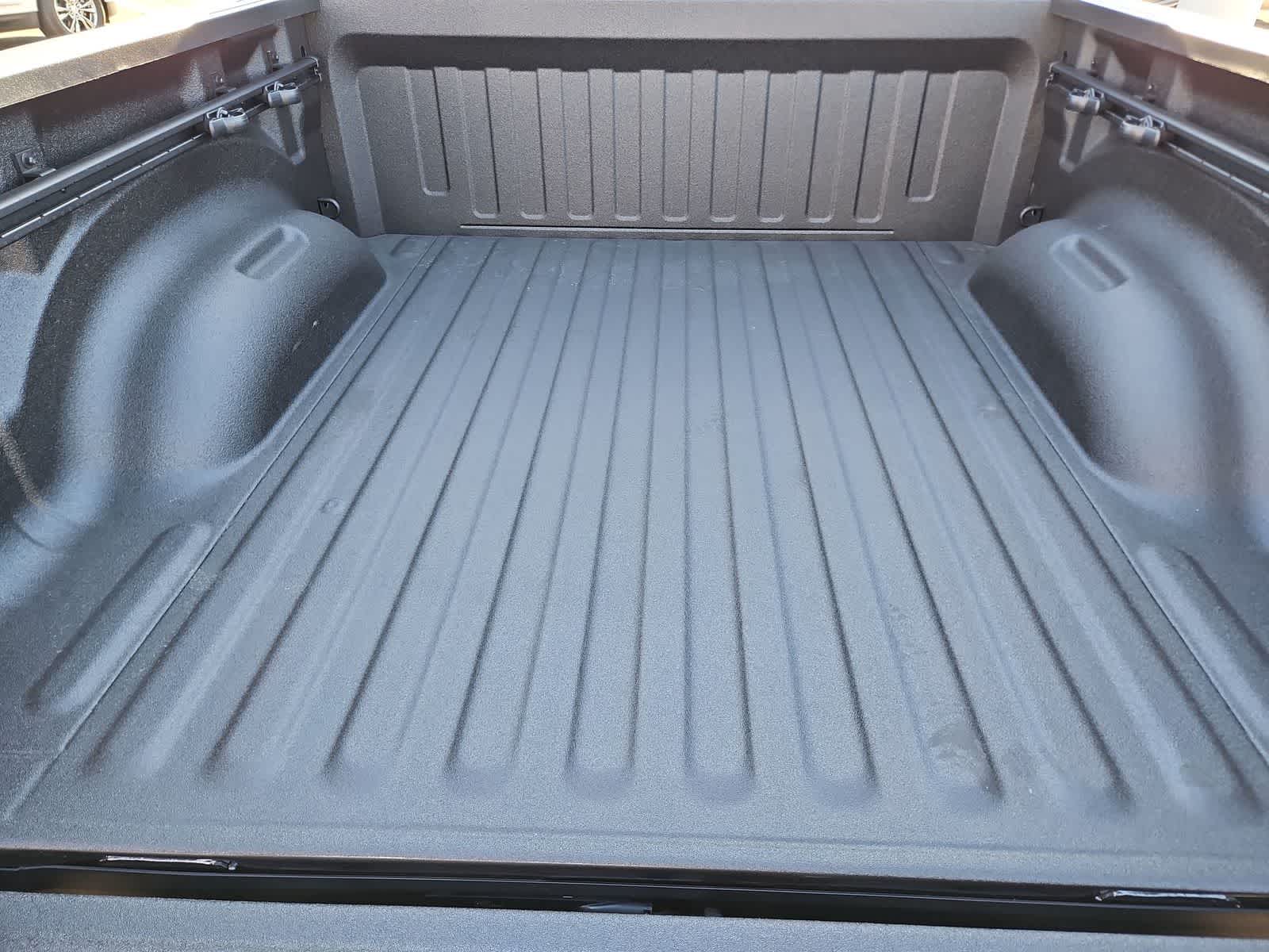 Thumbnail: 2026 RAM 1500 - 33