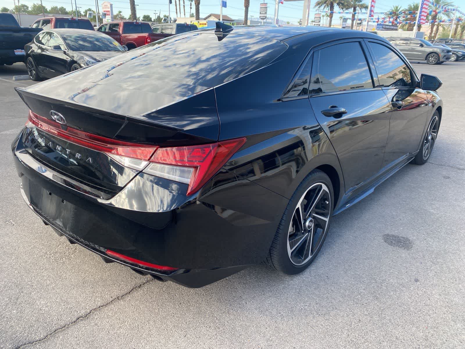 Thumbnail: 2023 Hyundai Elantra - 6
