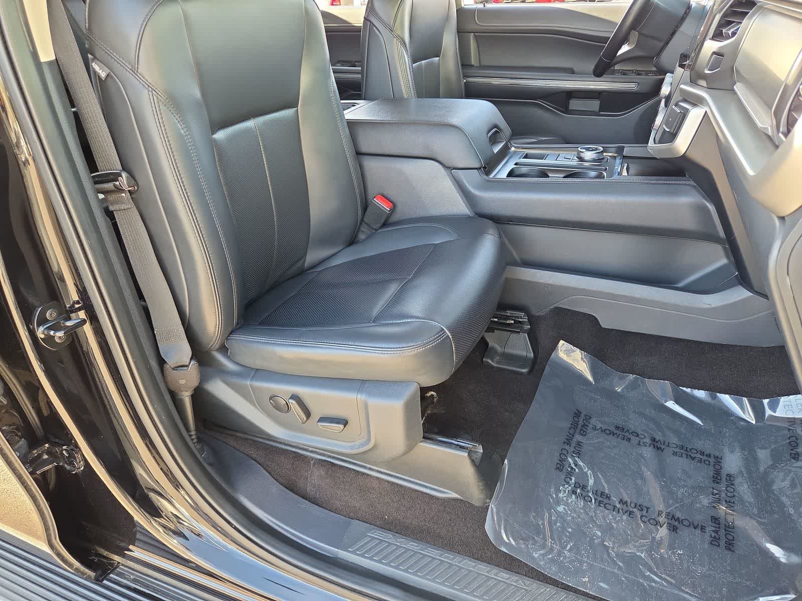 Thumbnail: 2022 Ford Expedition MAX - 22