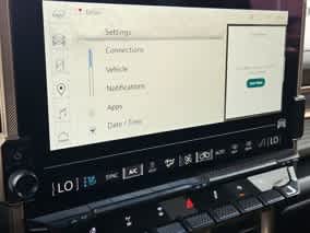 Thumbnail: 2024 GMC Hummer EV - 31