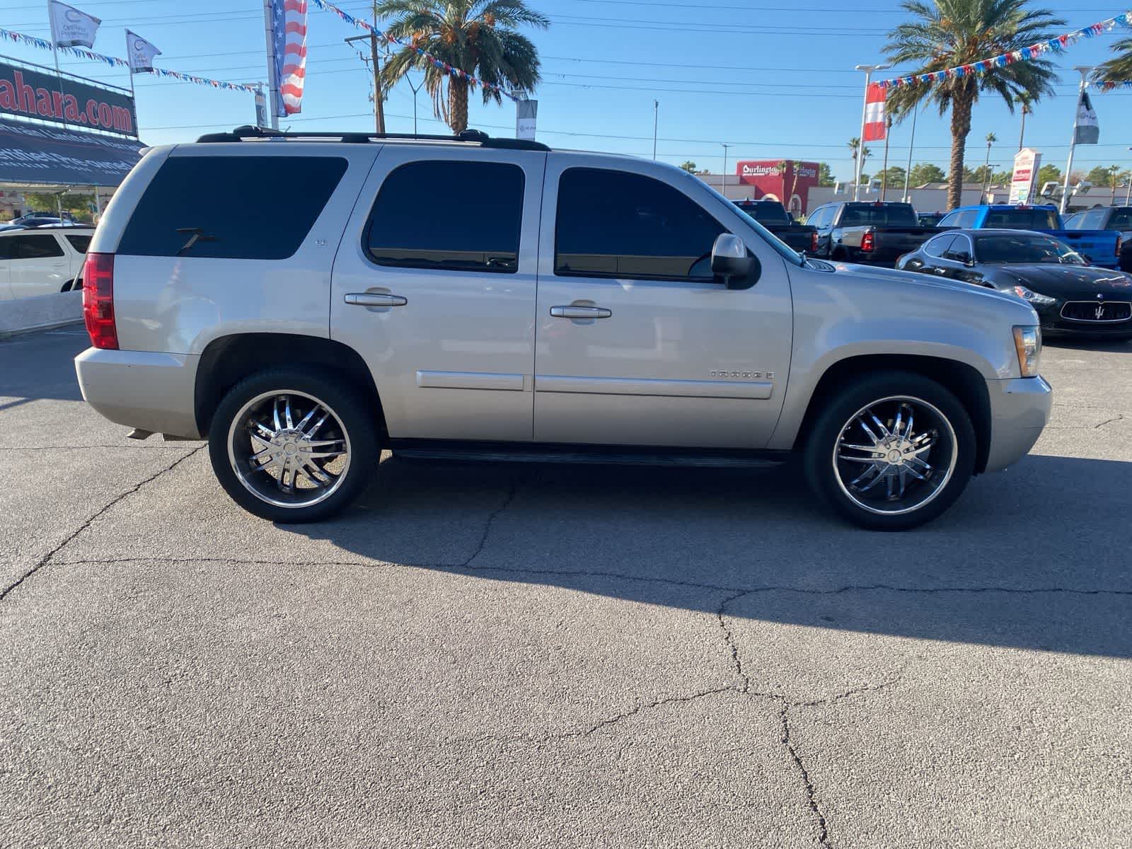Thumbnail: 2007 Chevrolet Tahoe - 4