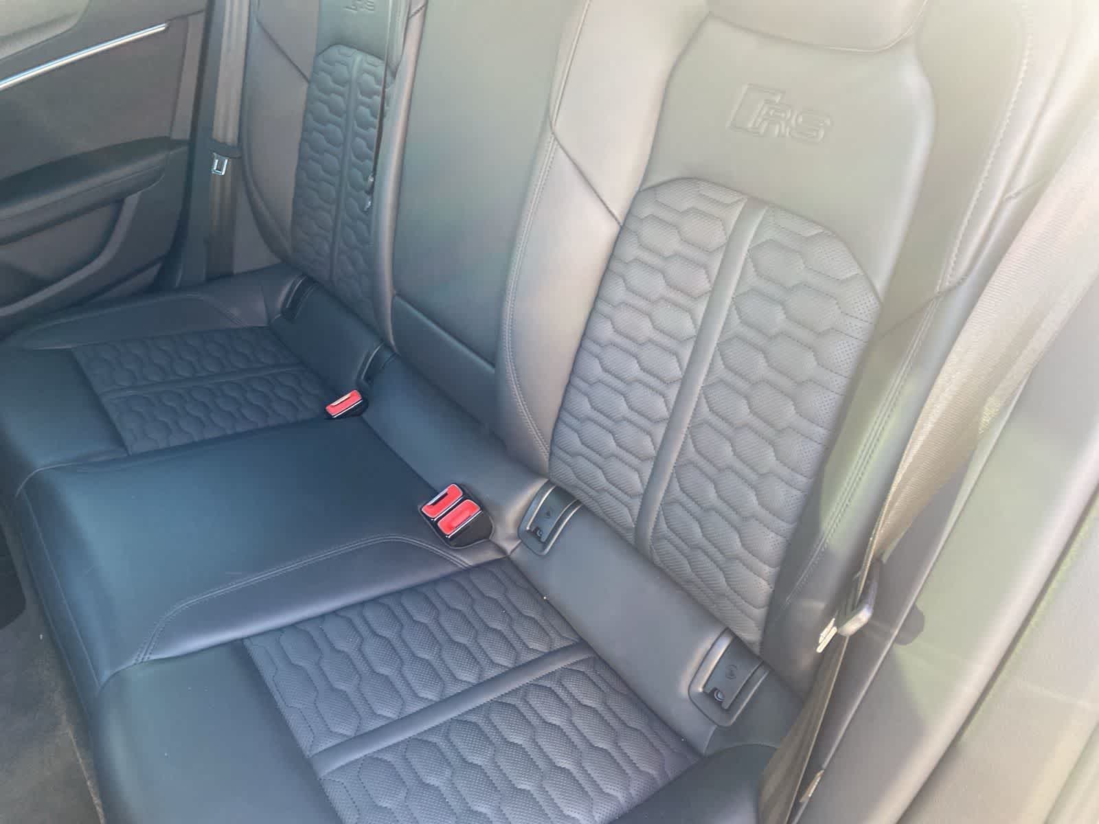 Thumbnail: 2024 Audi RS 7 - 13