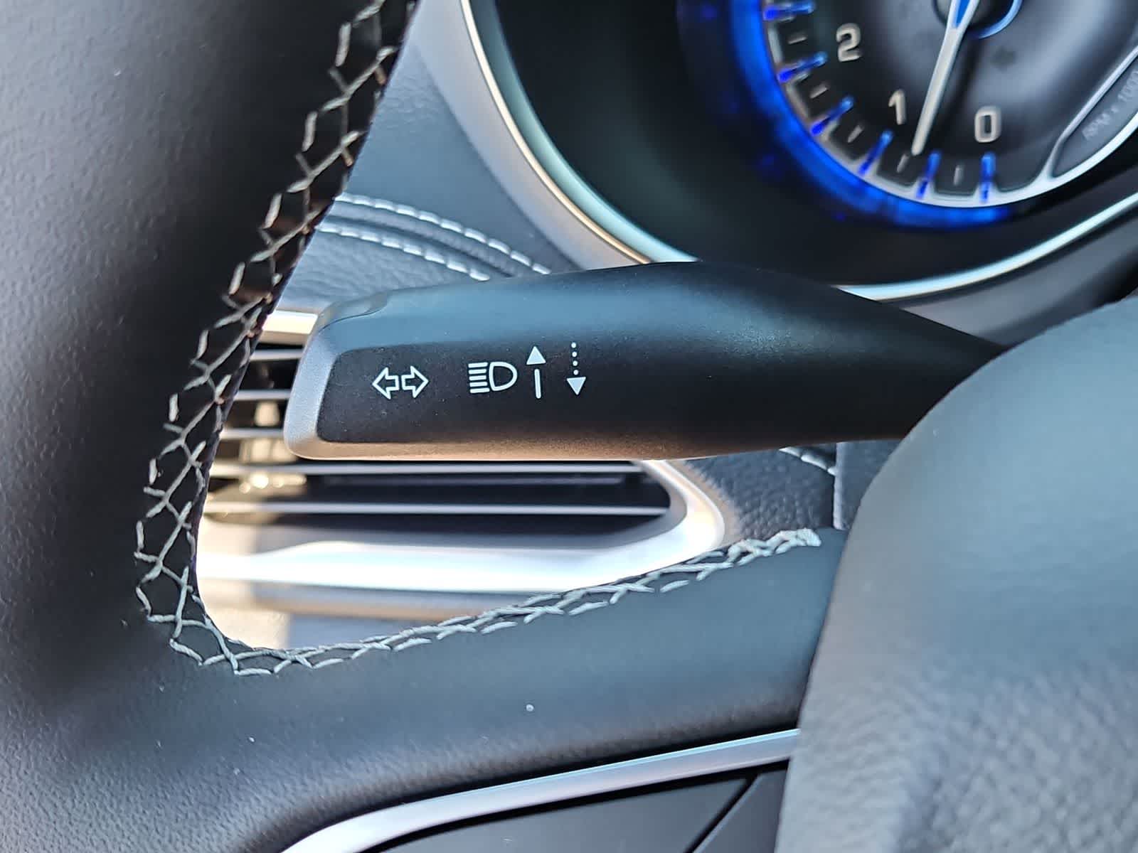 Thumbnail: 2026 Chrysler Pacifica - 26