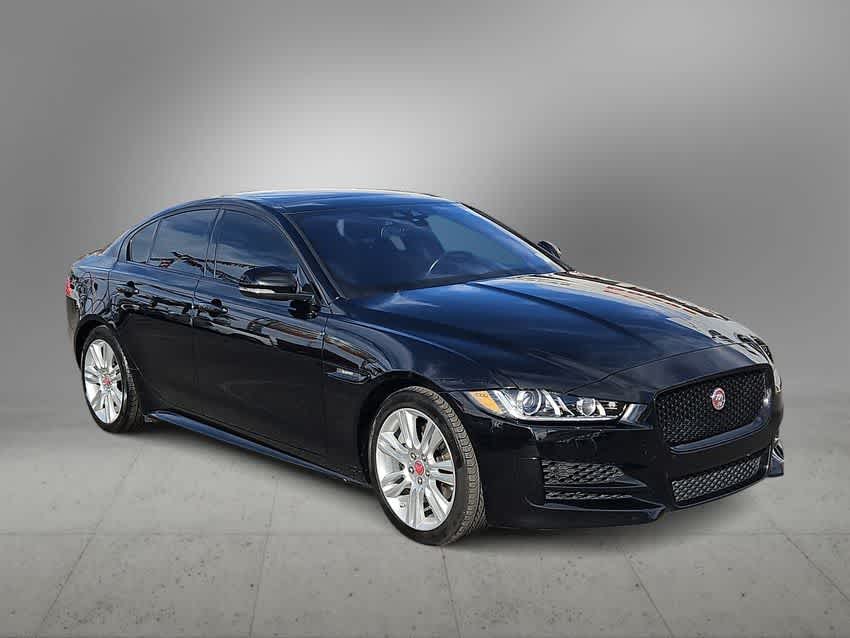 Thumbnail: 2018 Jaguar XE - 2