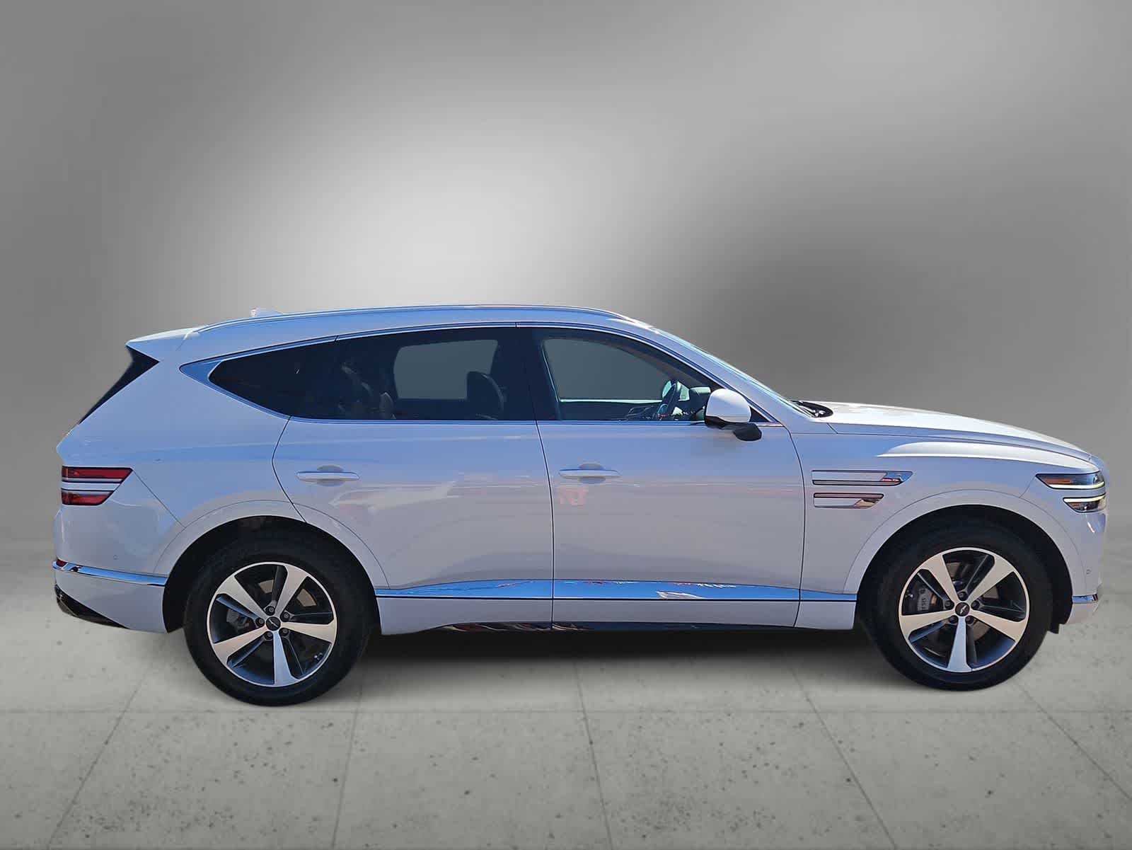 Thumbnail: 2023 Genesis GV80 - 10