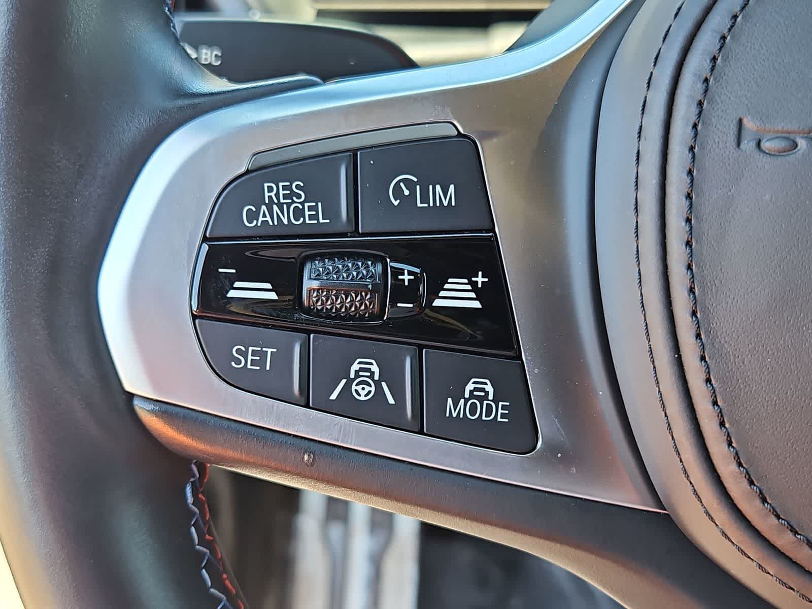 Thumbnail: 2023 BMW i4 - 22