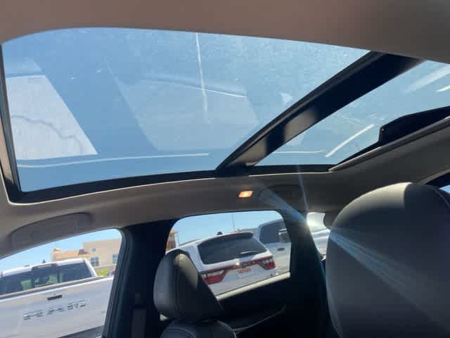 Thumbnail: 2024 INFINITI QX50 - 16