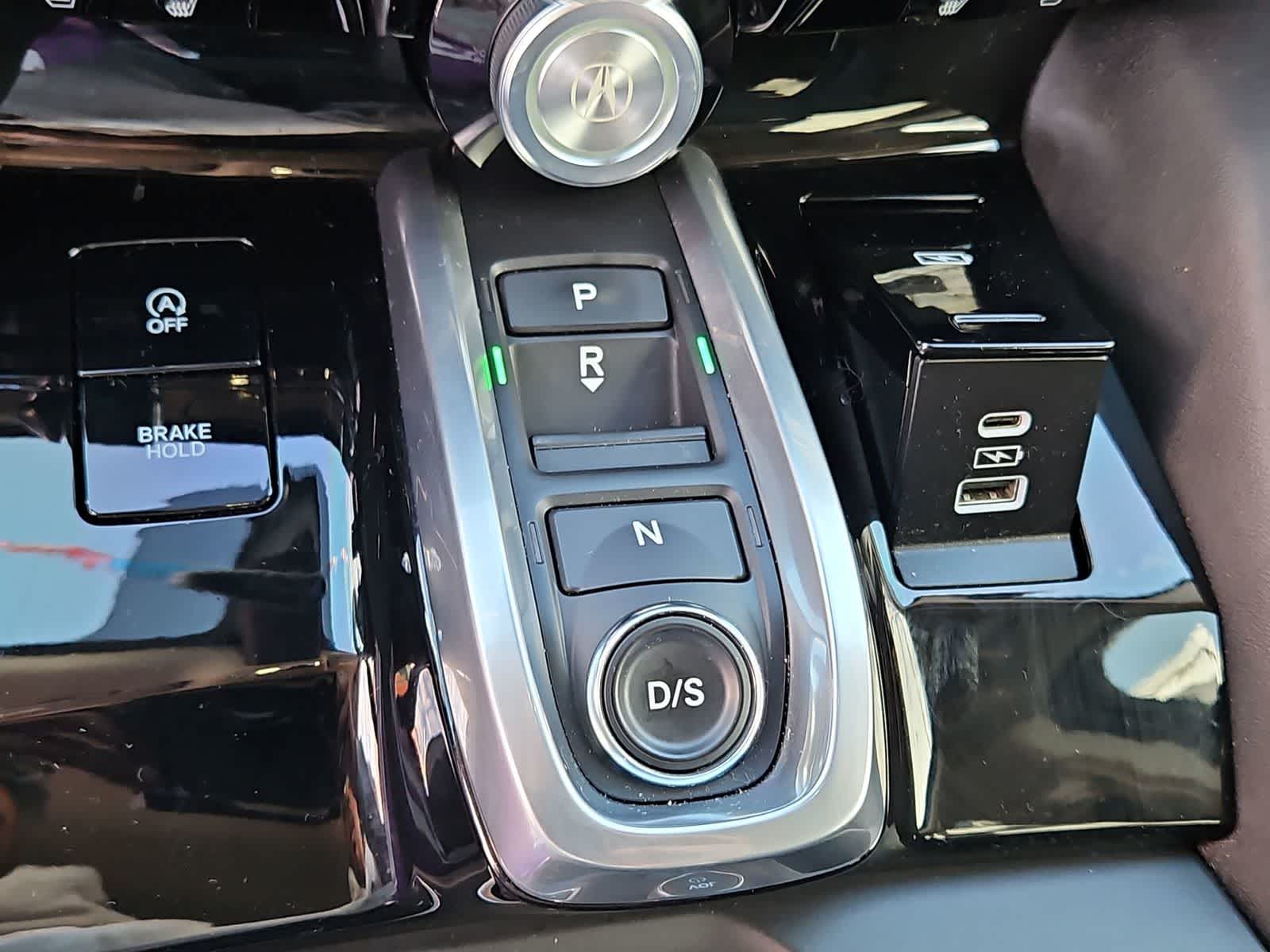 Thumbnail: 2023 Acura MDX - 32