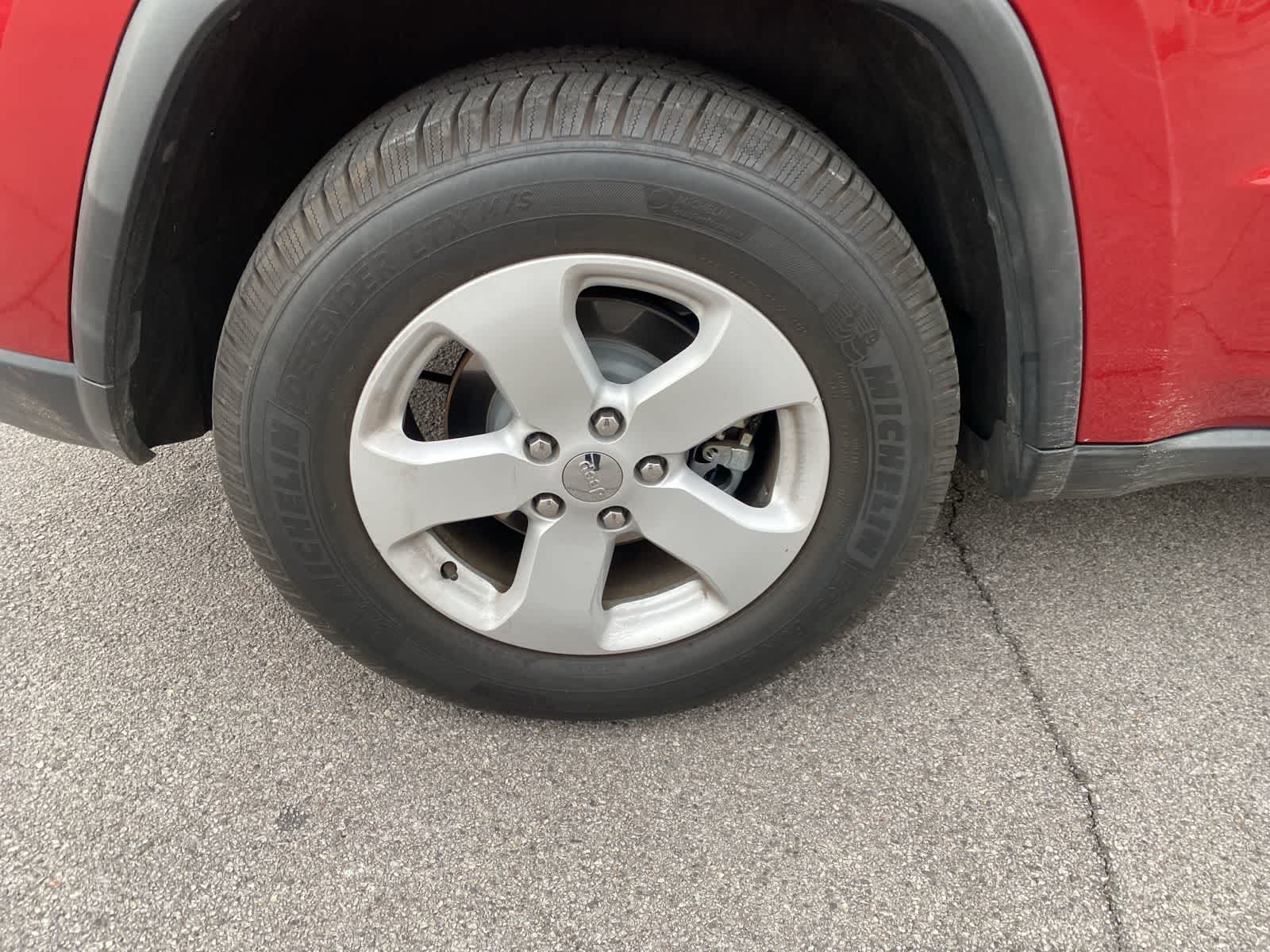 Thumbnail: 2011 Jeep Grand Cherokee - 5