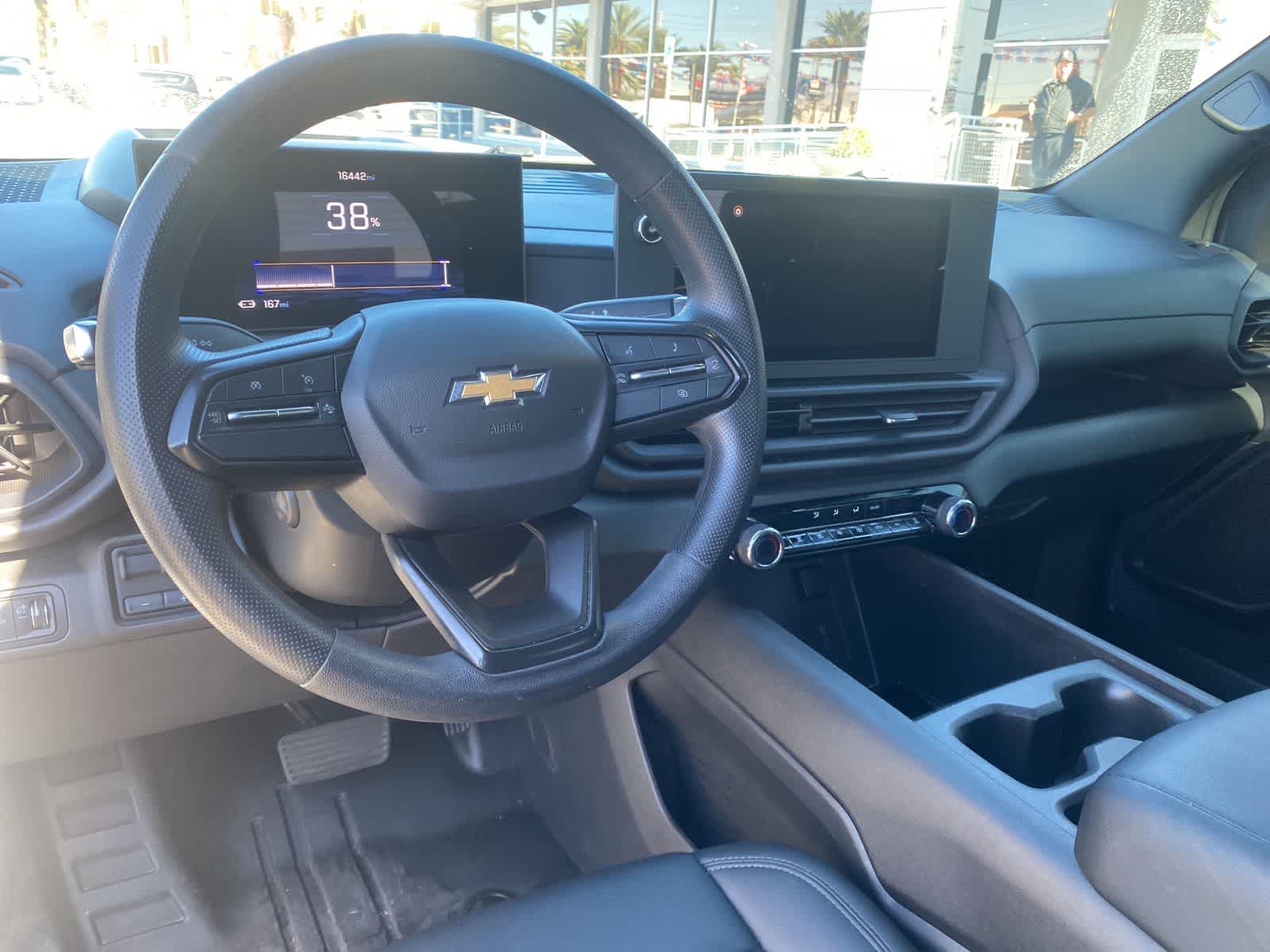 Thumbnail: 2024 Chevrolet Silverado EV - 11
