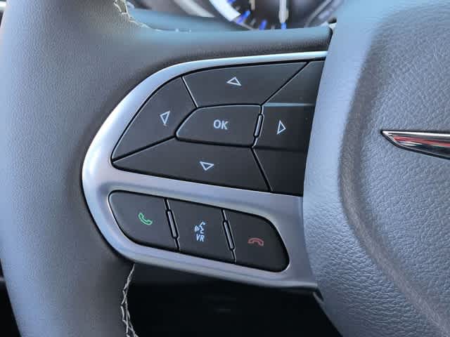 Thumbnail: 2026 Chrysler Pacifica - 24