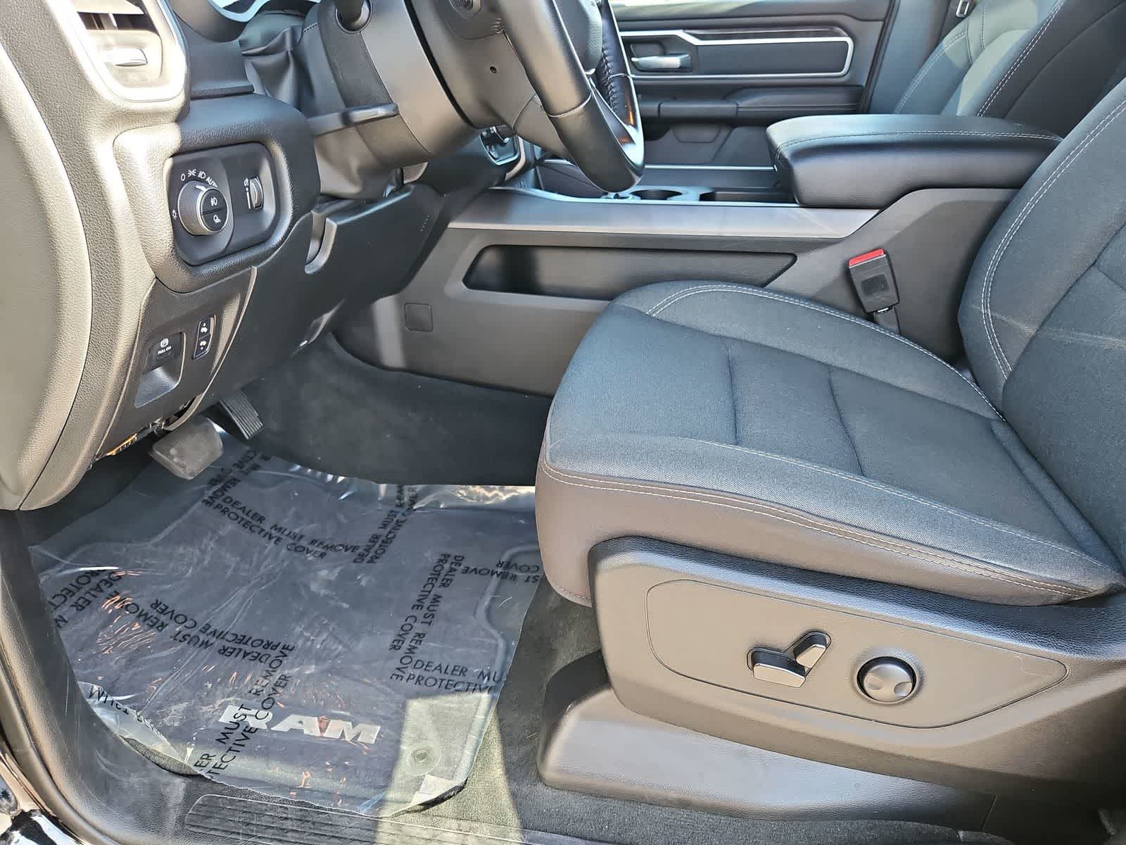 Thumbnail: 2022 RAM 1500 - 18