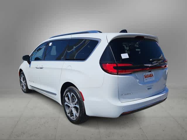Thumbnail: 2026 Chrysler Pacifica - 6