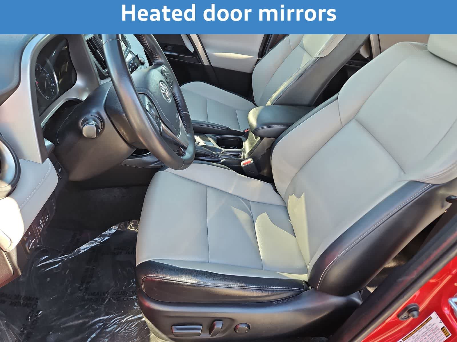 Thumbnail: 2016 Toyota RAV4 - 19