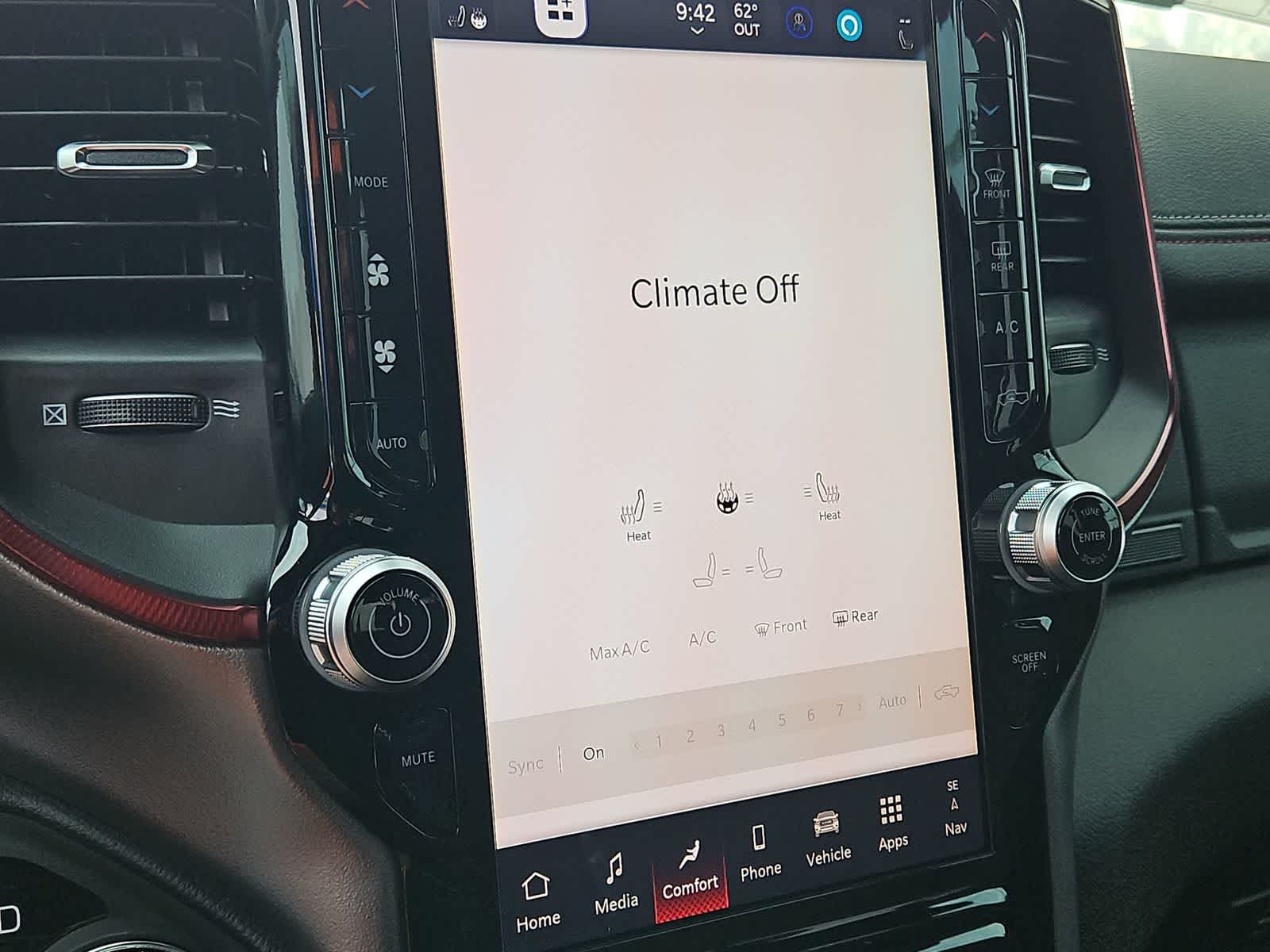 Thumbnail: 2026 RAM 1500 - 27